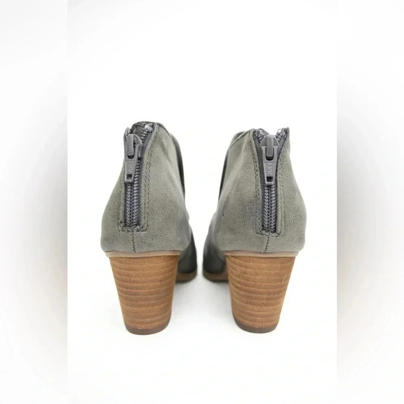 Report "Clarice" Bootie NWOB - Picture 5 of 6